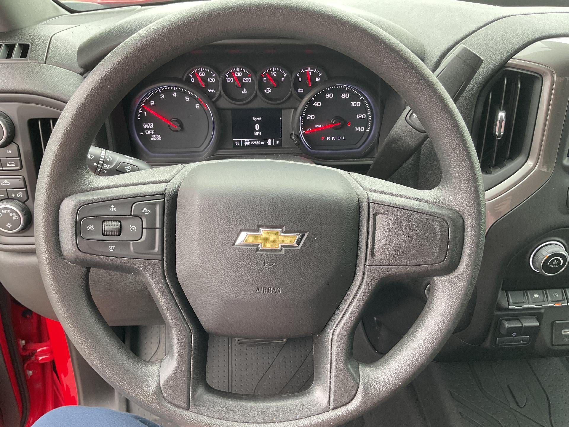 2023 Chevrolet Silverado 1500 Custom