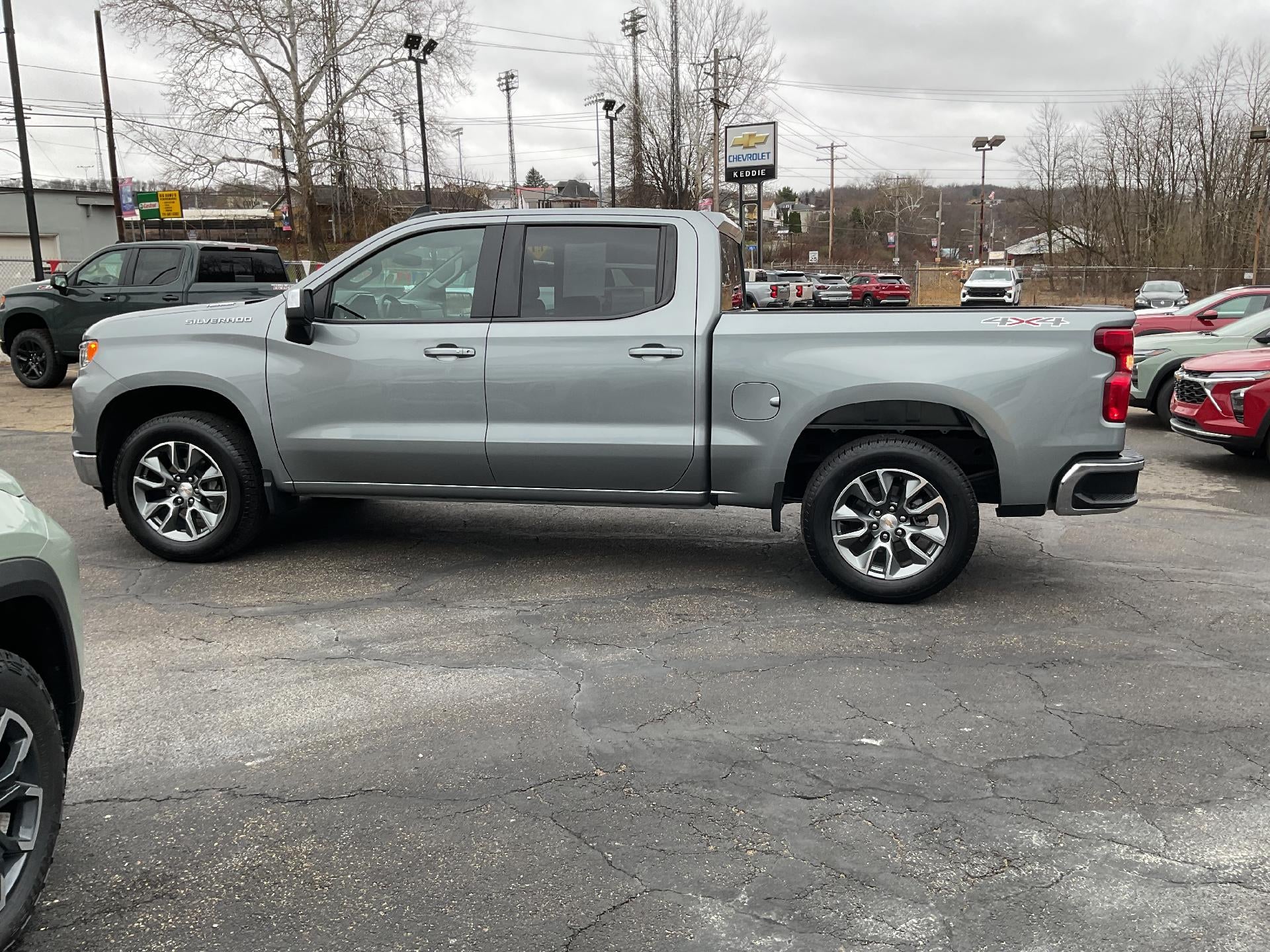 2026 Chevrolet Silverado 1500 LT (2FL)