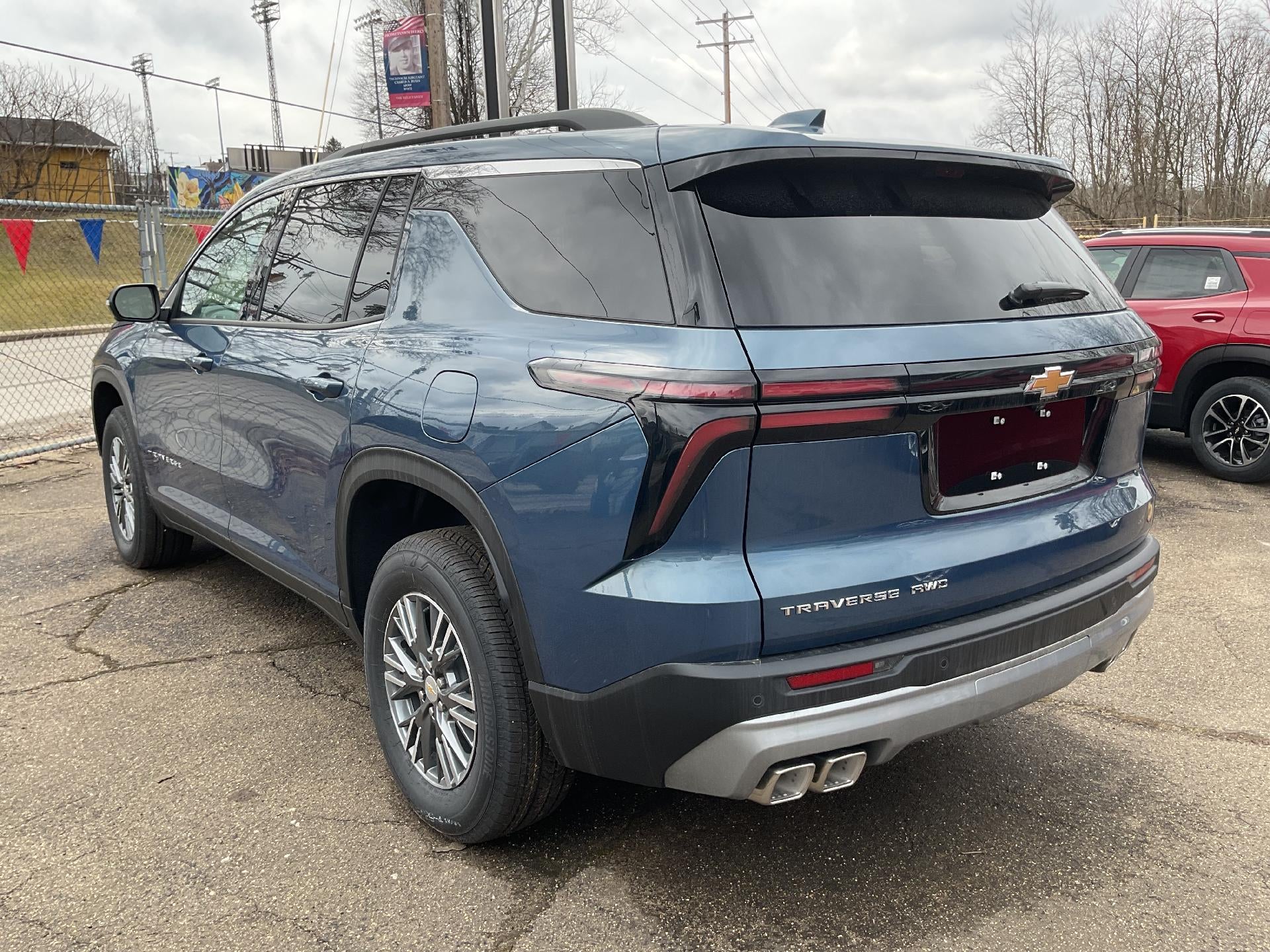 2026 Chevrolet Traverse LT