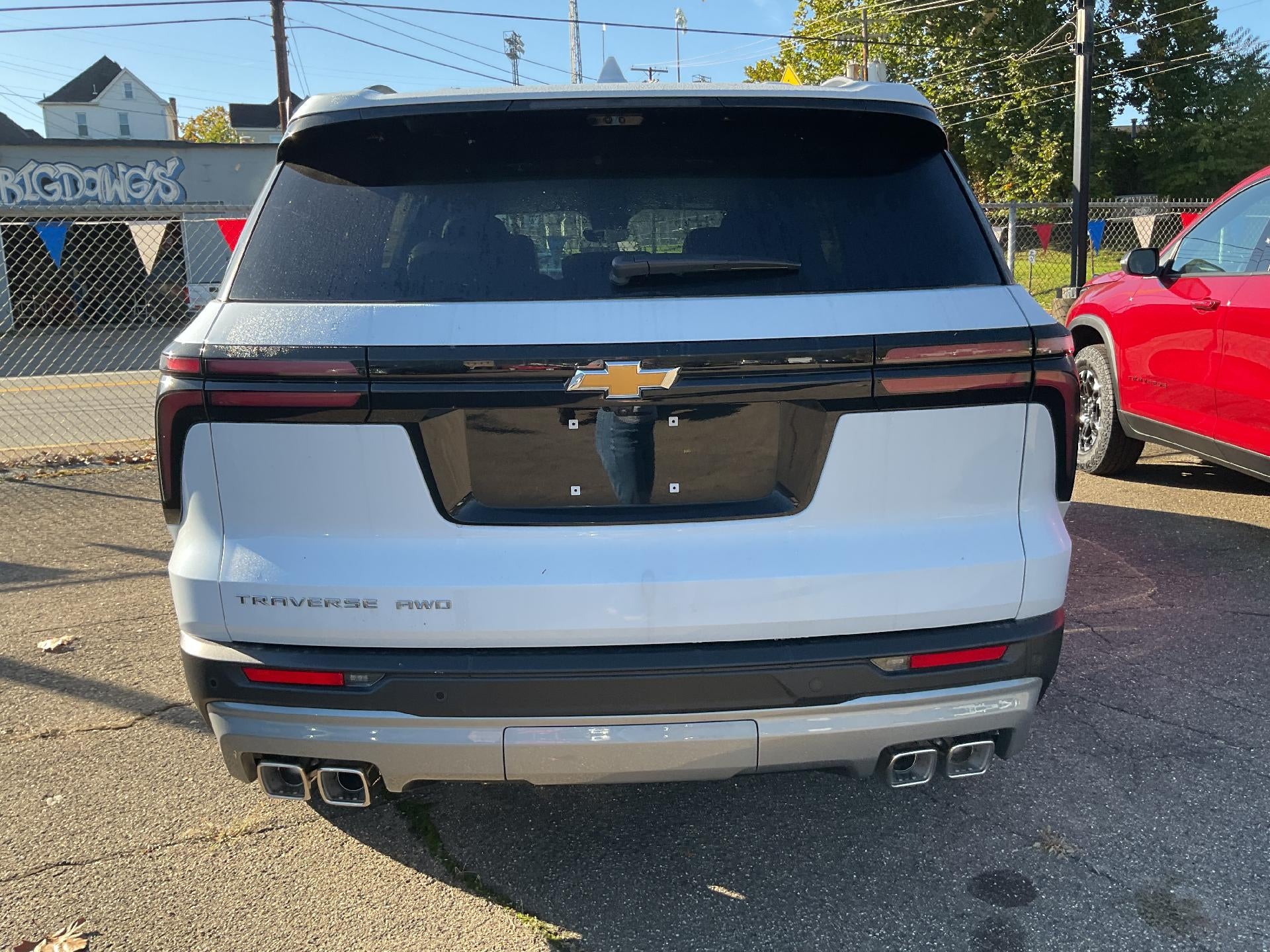 2027 Chevrolet Traverse LT