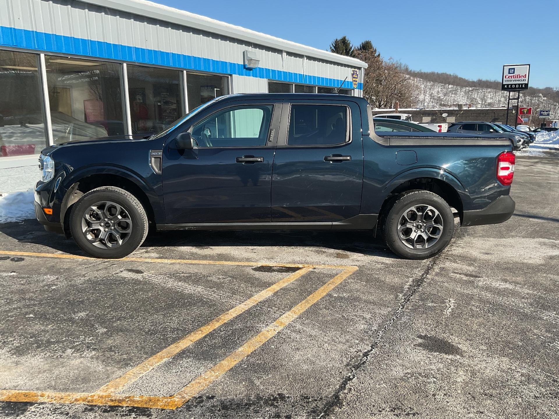 2023 Ford Maverick XL