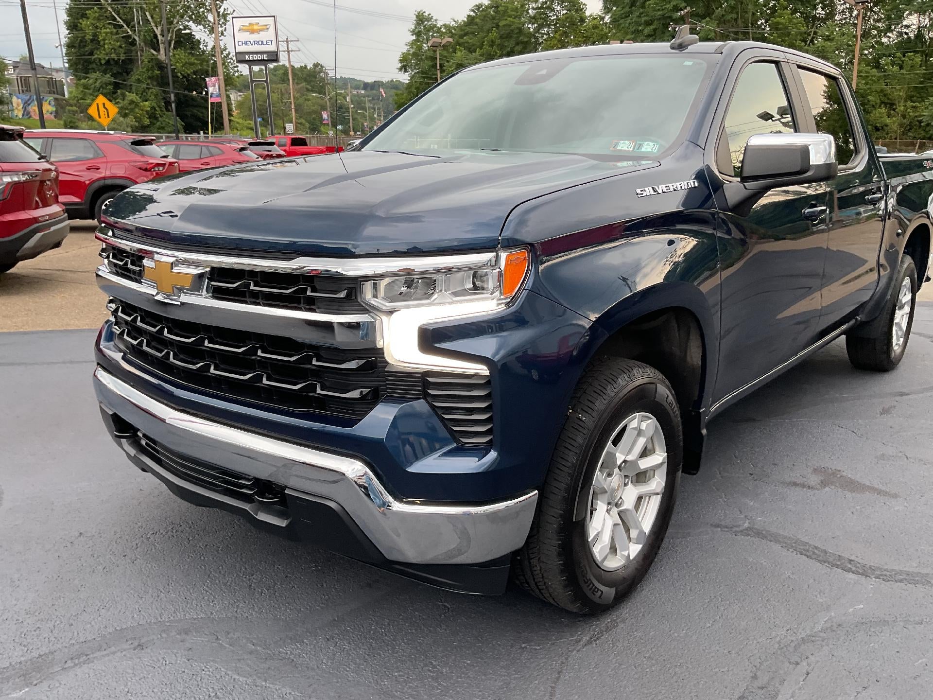 2023 Chevrolet Silverado 1500 LT