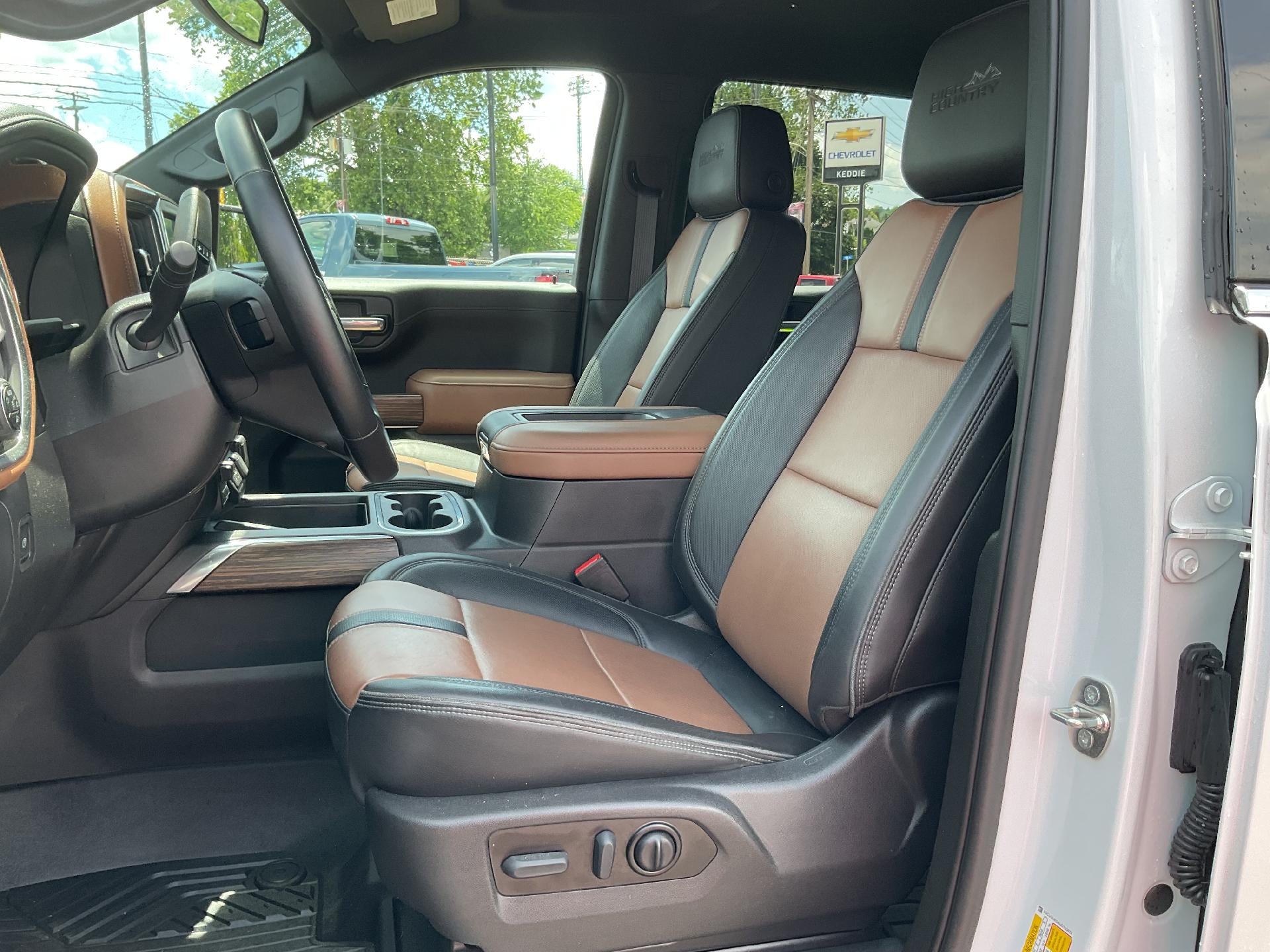 2022 Chevrolet Silverado 1500 LTD High Country