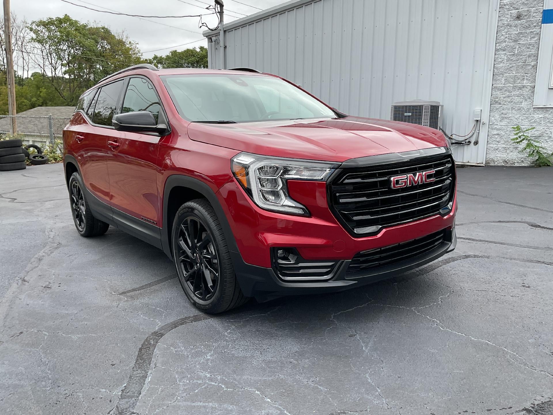 2024 GMC Terrain SLT