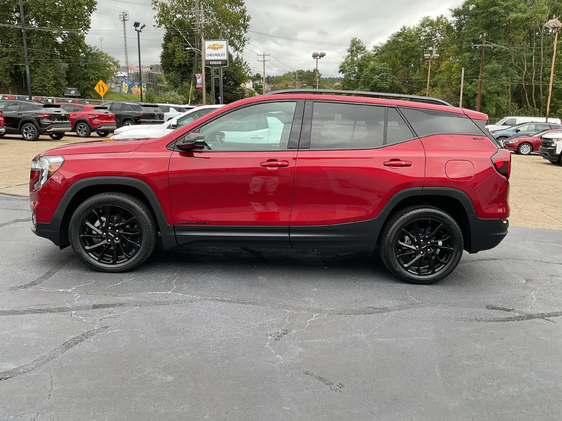 2024 GMC Terrain SLT