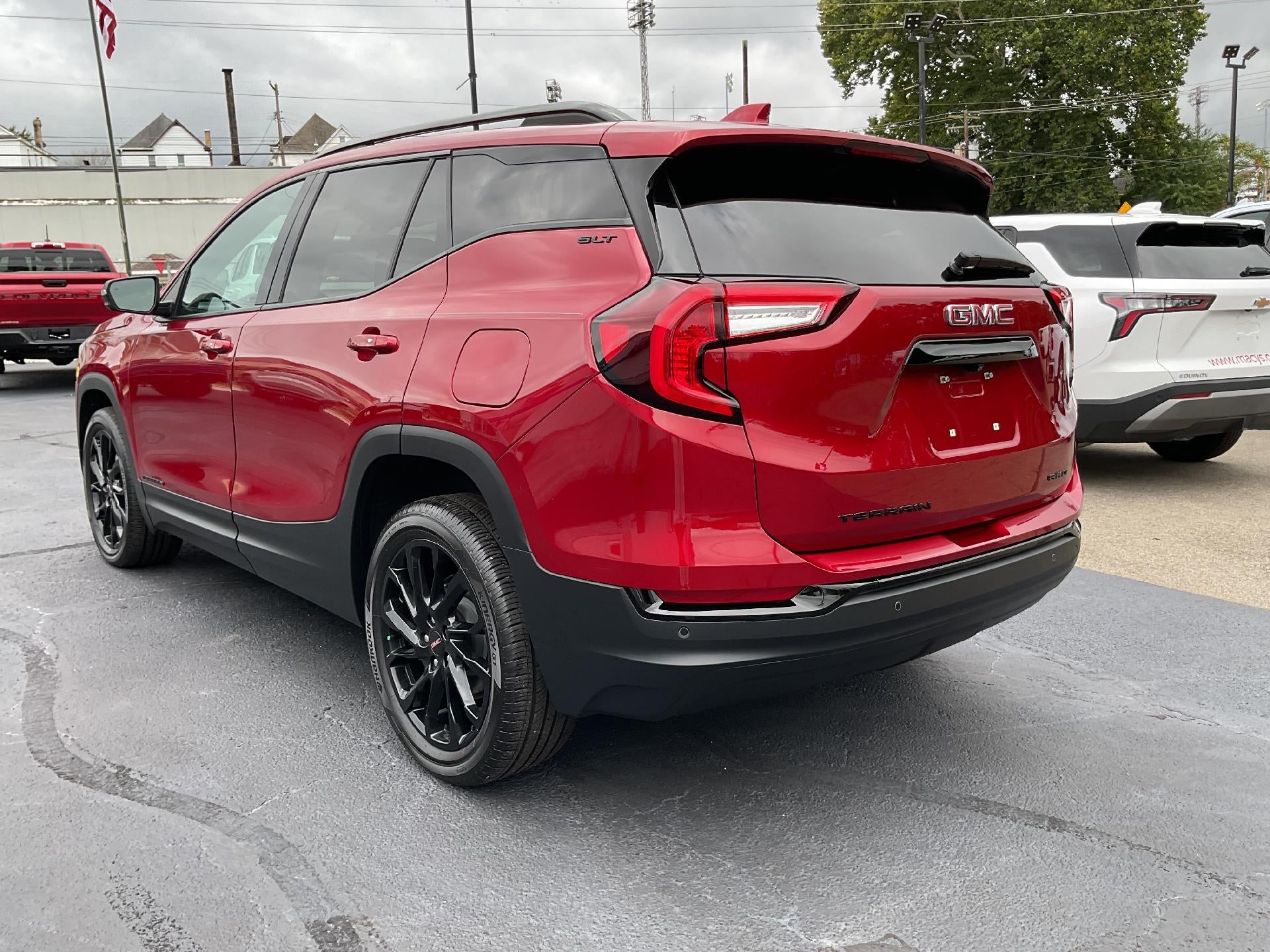 2024 GMC Terrain SLT