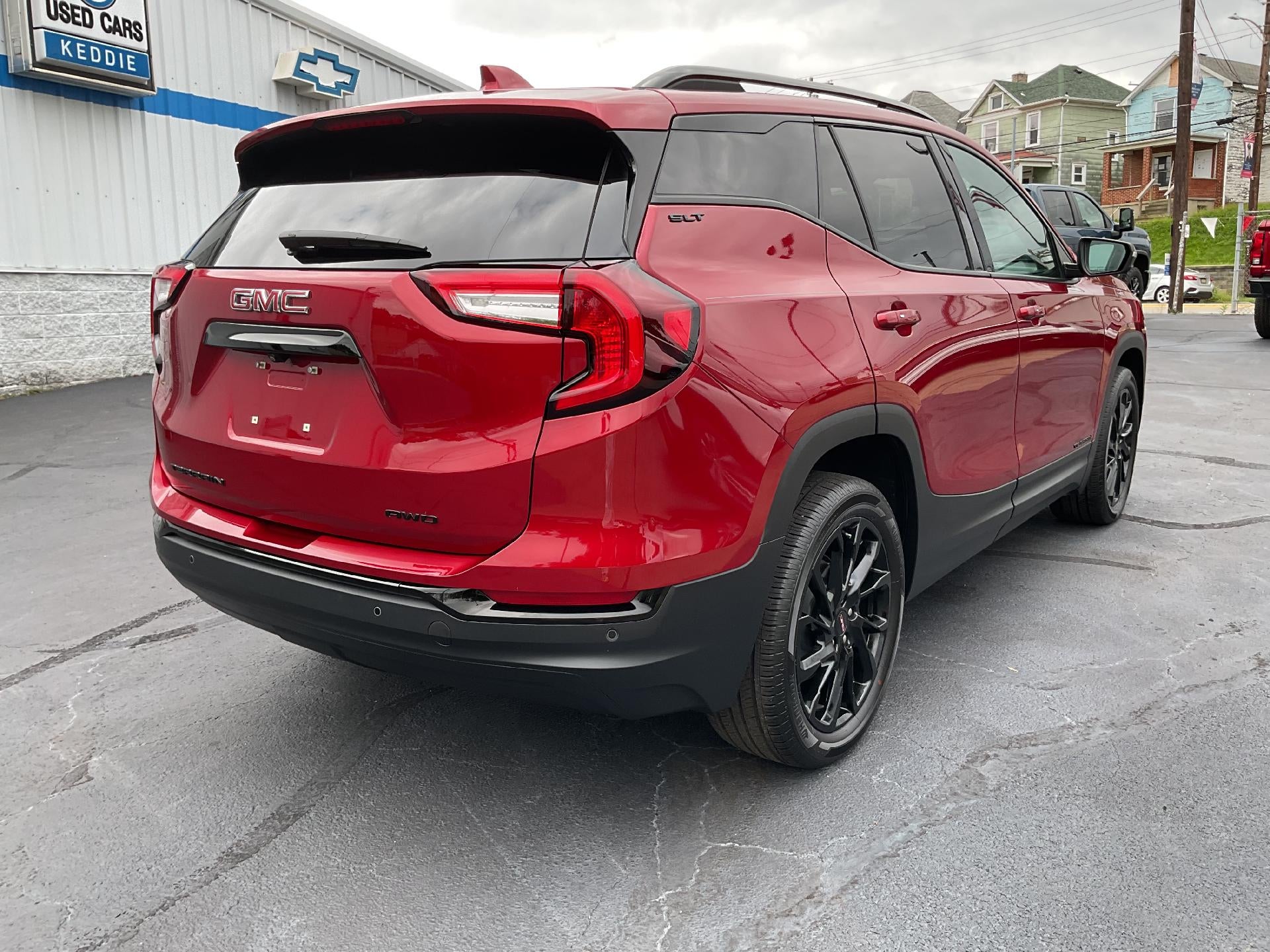 2024 GMC Terrain SLT