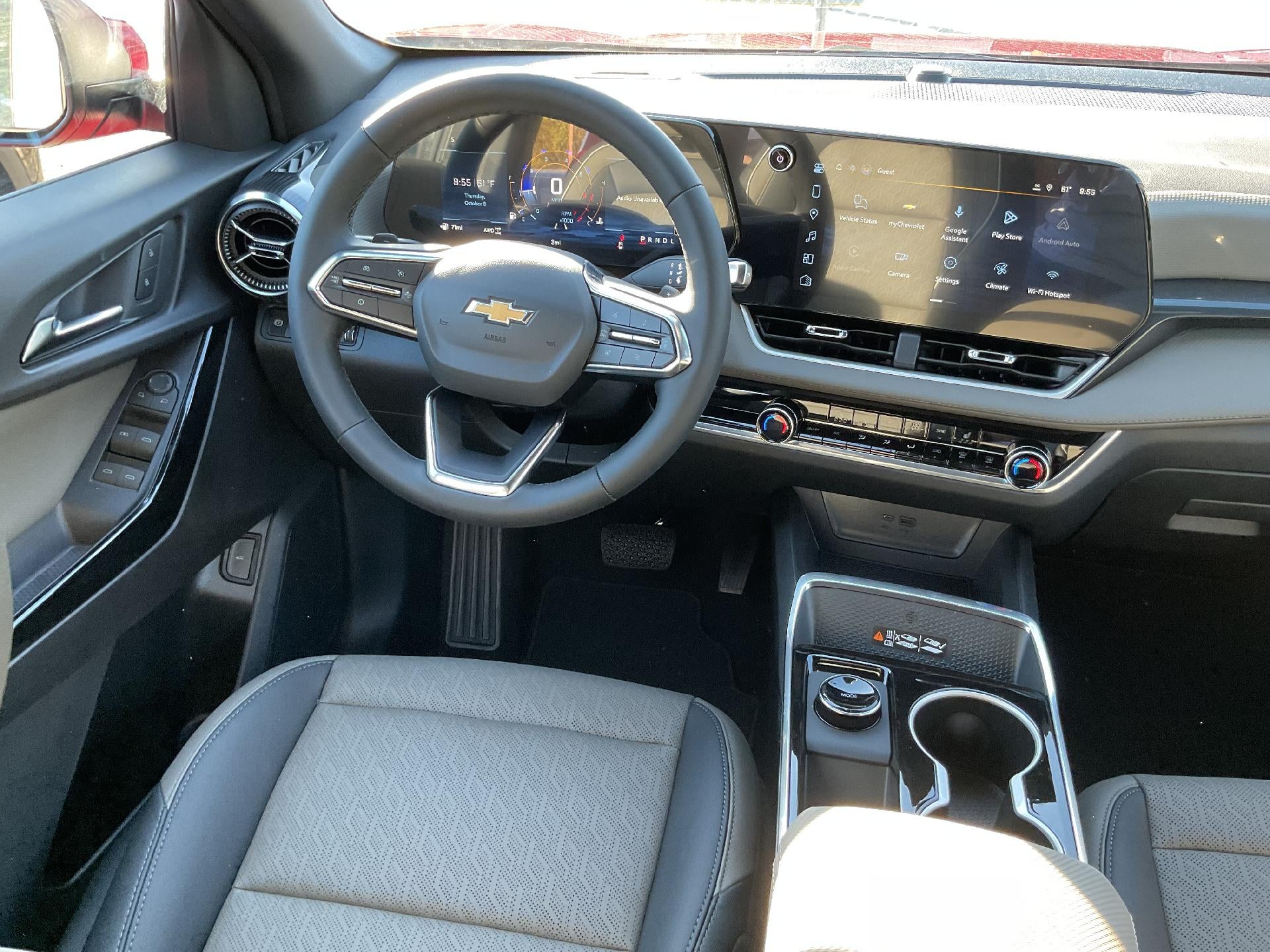 2027 Chevrolet Equinox LT - Photo 11