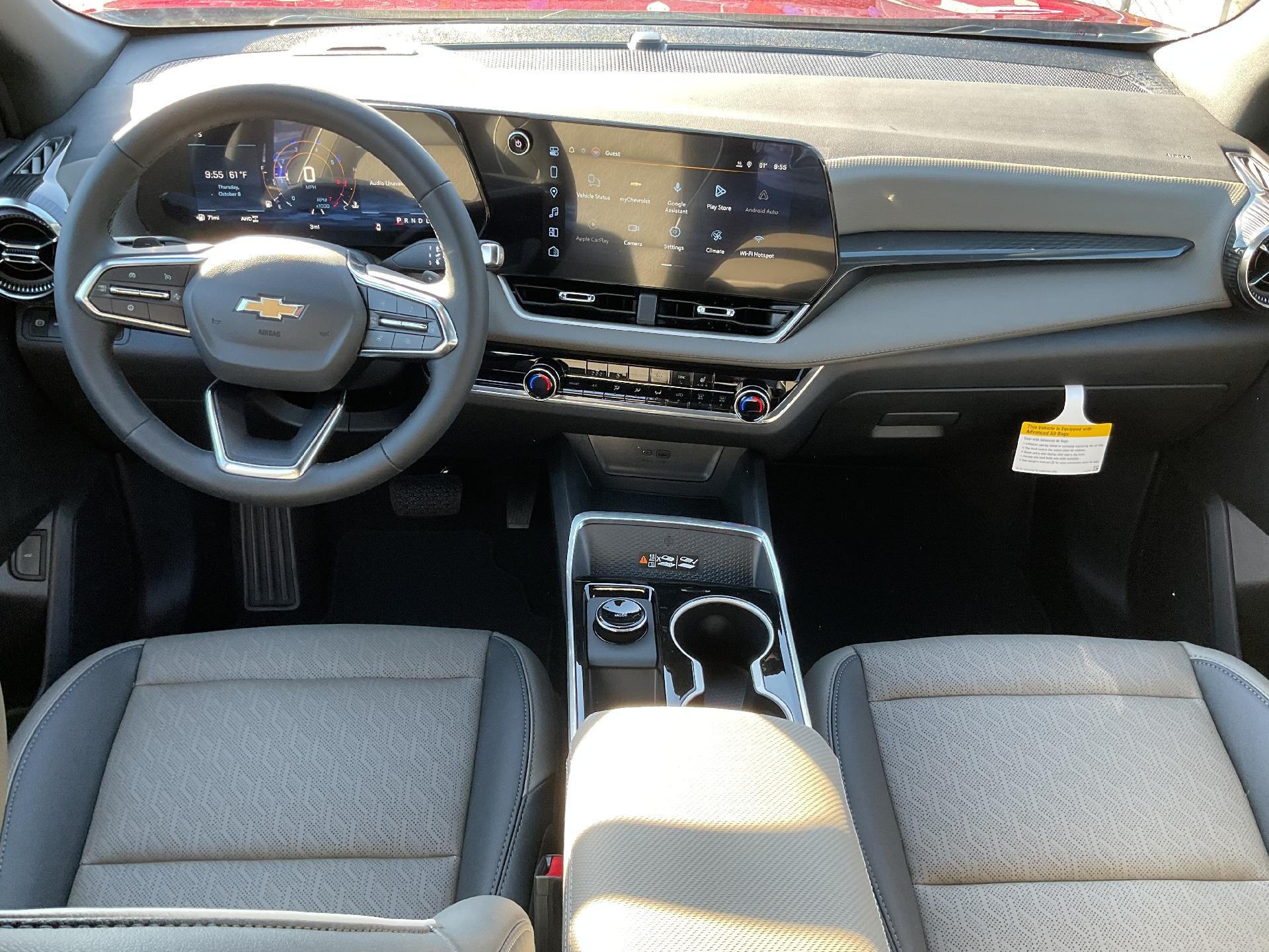 2027 Chevrolet Equinox LT - Photo 12