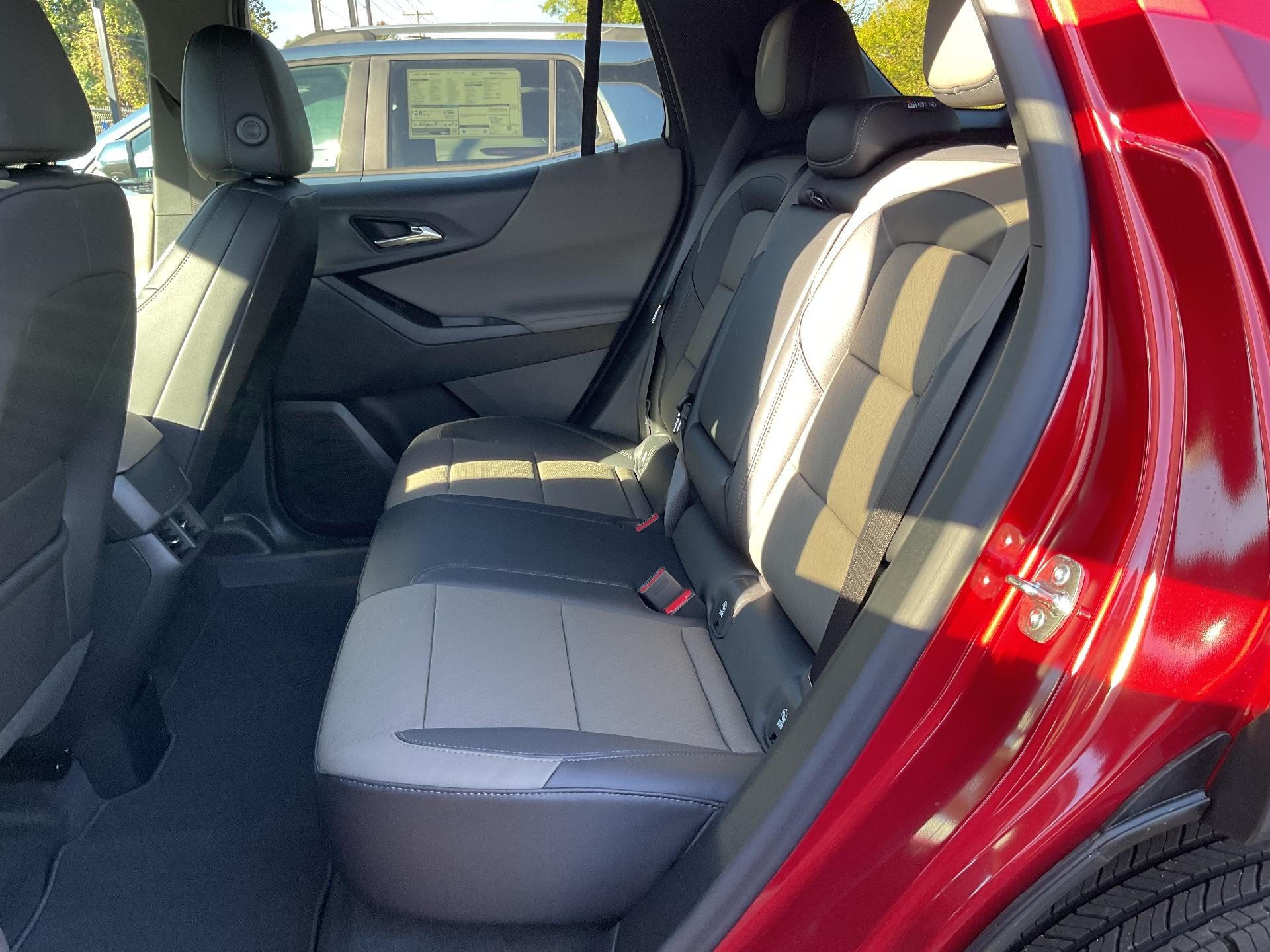2027 Chevrolet Equinox LT - Photo 17