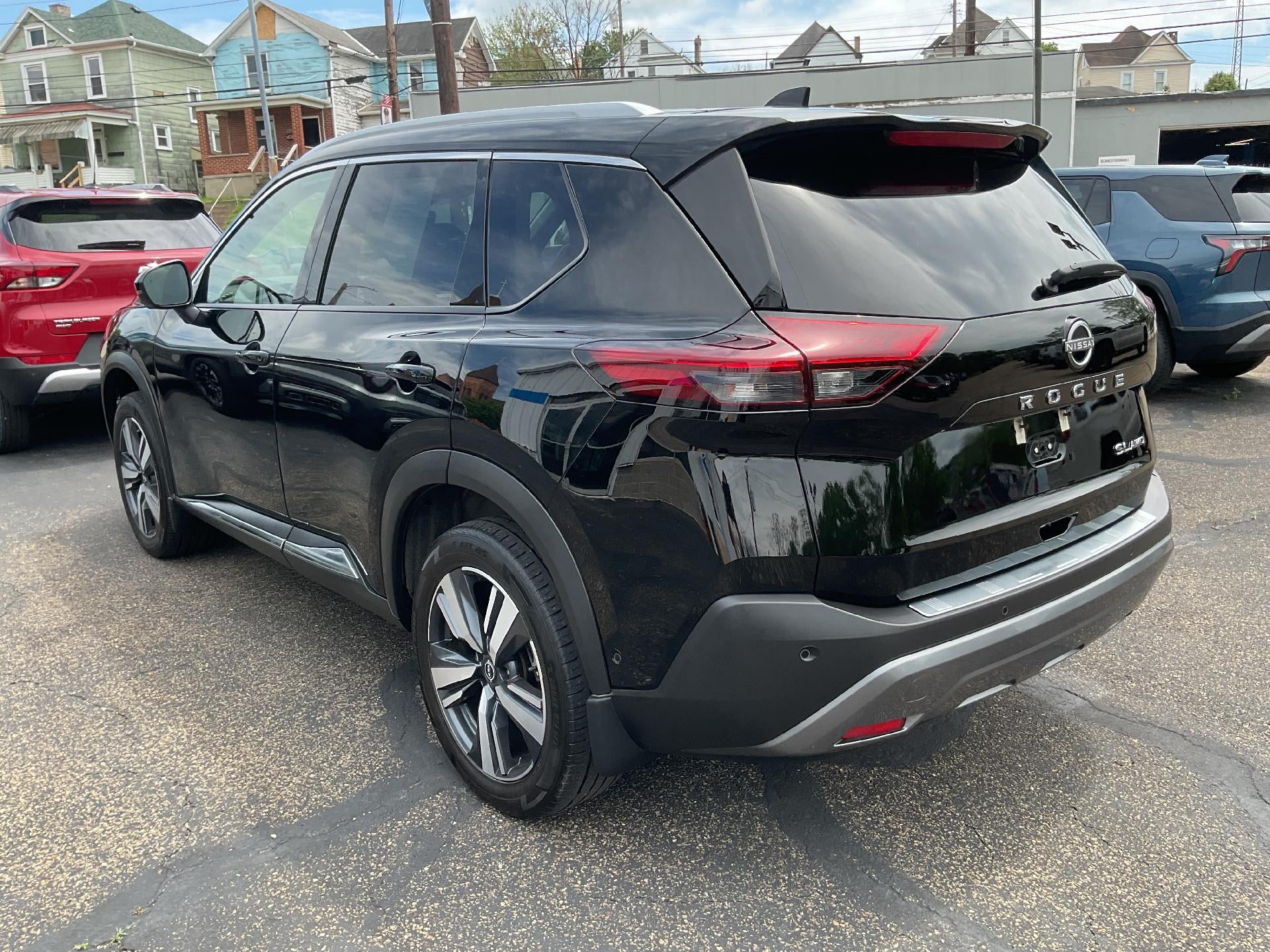 2022 Nissan Rogue SL