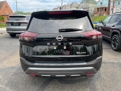 2022 Nissan Rogue SL